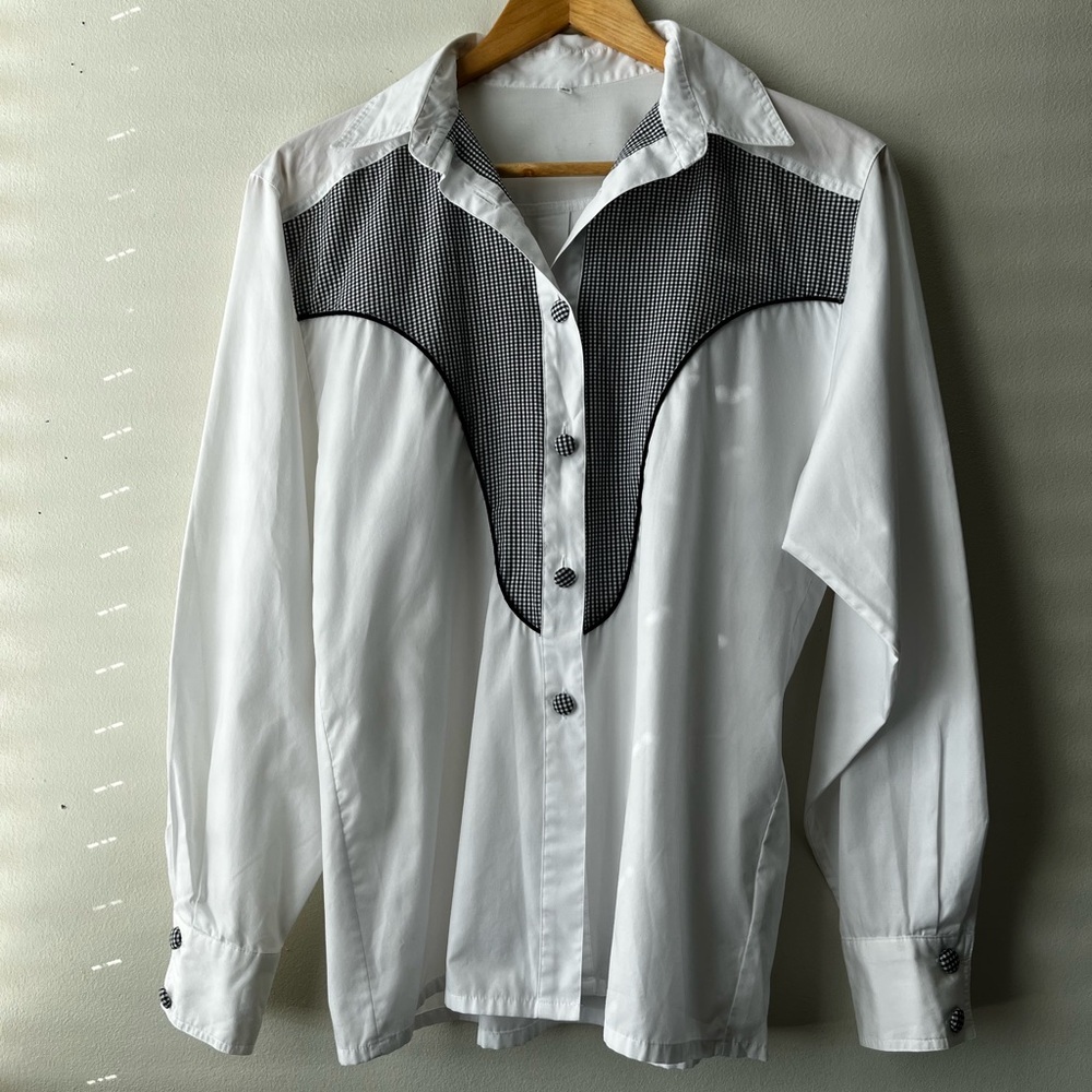 80's/90's Long Sleeve German Button Up with Gingham Patterned Collar